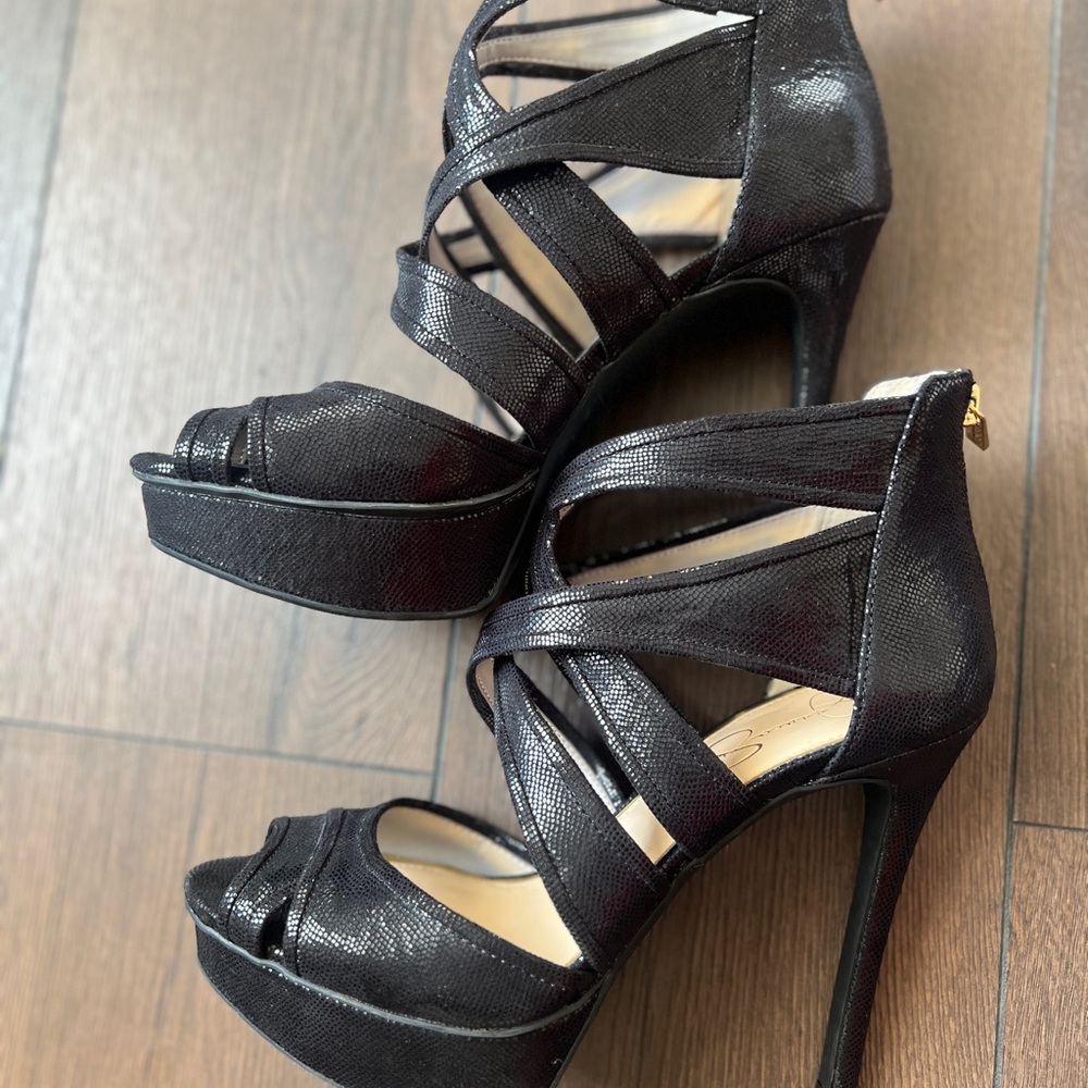 Women’s Black Textured Strappy Platform Heels